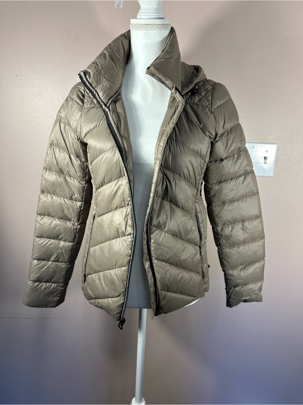 Lucky Brand Taupe Lightweight Quilted Puffer Jacket